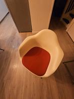 2x Vitra Eames DAW Stoelen, Huis en Inrichting, Stoelen, Gebruikt, Twee, Overige kleuren, Metaal