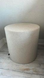 2x Poef BuzziSpace Fabric Beige, Minder dan 50 cm, Ophalen of Verzenden, Zo goed als nieuw, Stof