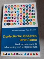 Tom Braams - Dyslectische kinderen leren lezen, Ophalen of Verzenden, Zo goed als nieuw, Tom Braams; Anneke Smits