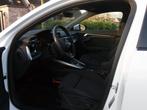 Audi A3 Sportback 30 TFSI Business edition | Apple Carplay |, Stof, Gebruikt, Wit, Origineel Nederlands