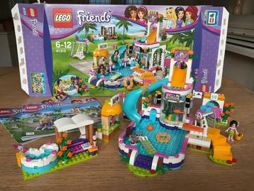 Lego Friends Heartlake Zwembad 41313, compleet met doos beschikbaar voor biedingen