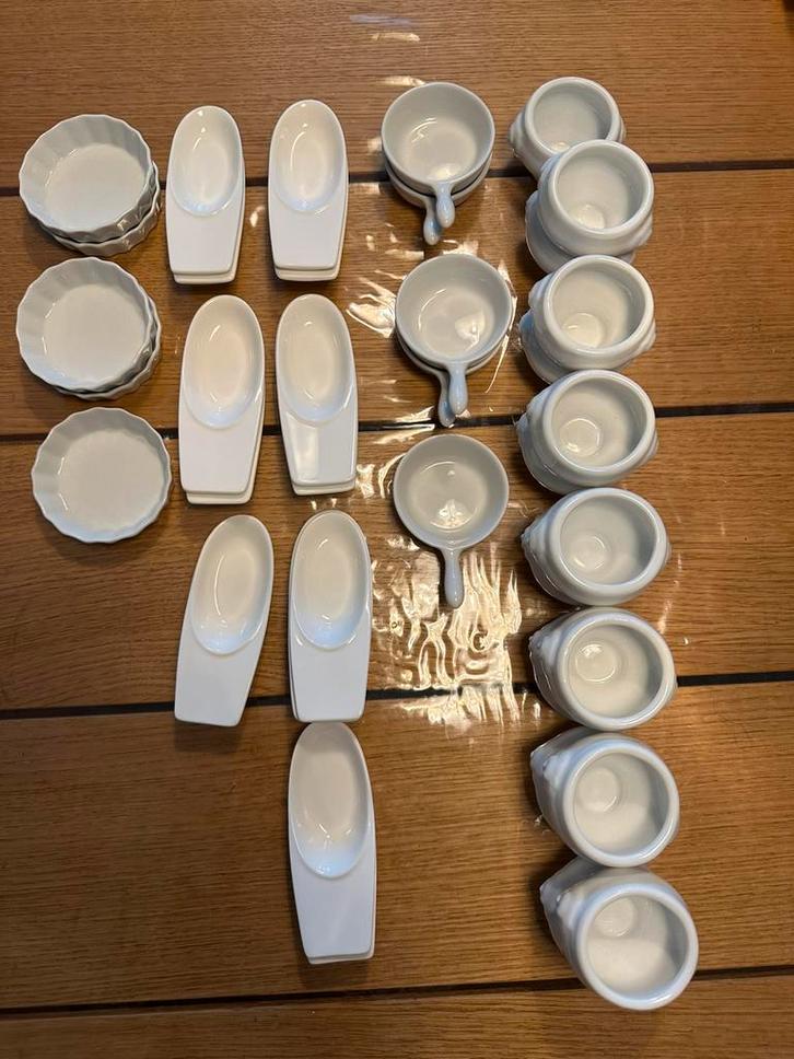 38 amuse bakjes, kommetjes, lepels, bakjes, Huis en Inrichting, Keuken | Servies, Zo goed als nieuw, Kop(pen) en/of Schotel(s)