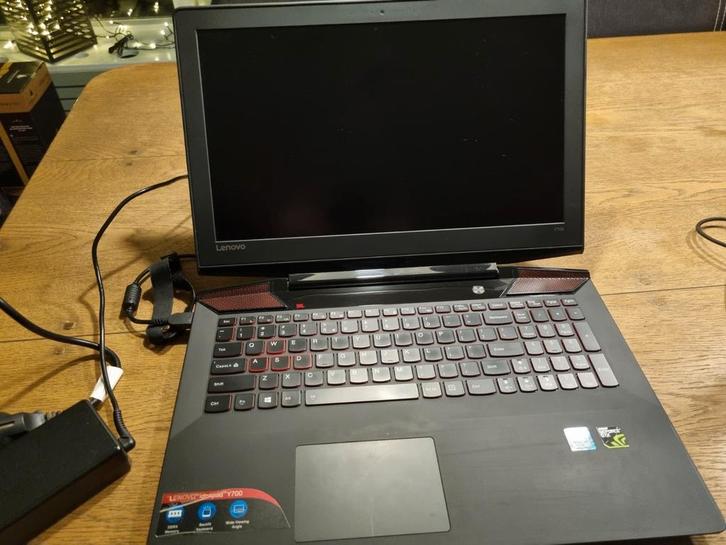 LENOVO ideapad Y700, Computers en Software, Windows Laptops, Gebruikt, 15 inch, HDD, SSD, 2 tot 3 Ghz, Ophalen of Verzenden