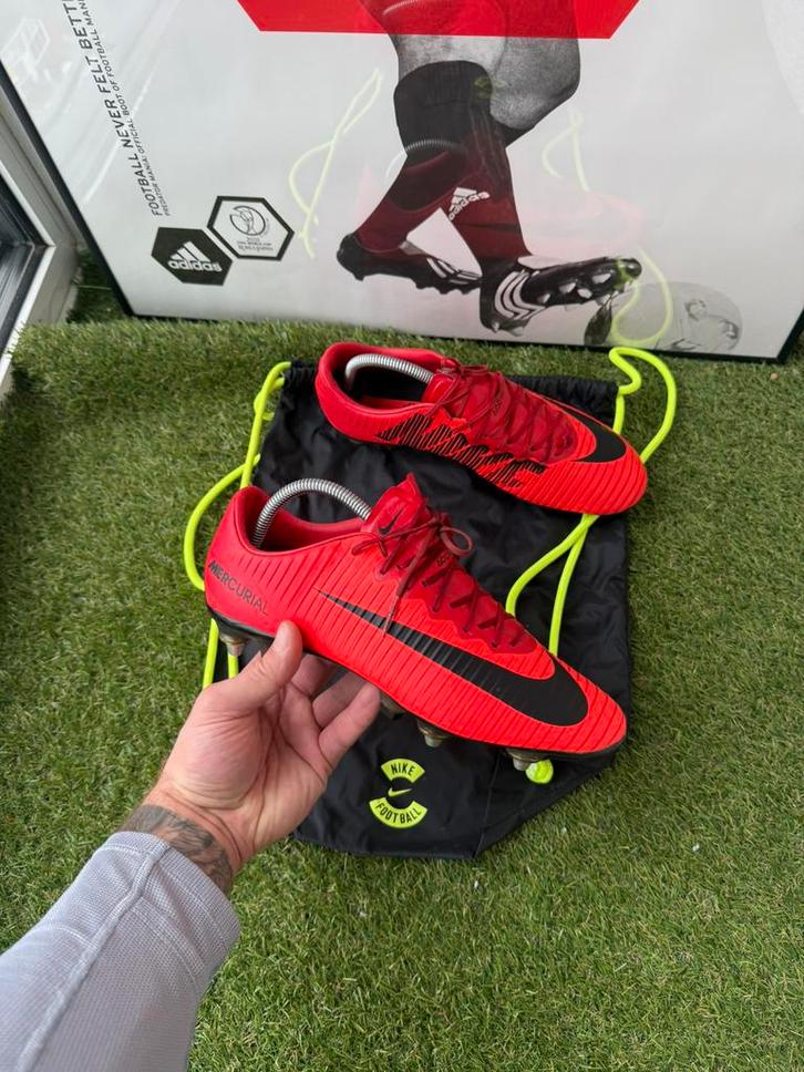 Nike Mercurial Vapor voetbalschoenen, Sport en Fitness, Voetbal, Zo goed als nieuw, Schoenen, Maat XS of kleiner, Ophalen of Verzenden