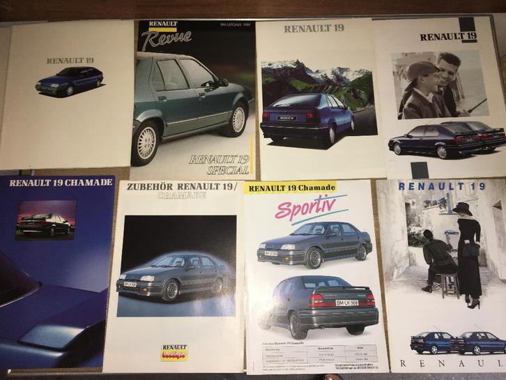 15x Renault 19 + Chamade + 19 aktiemodel brochures folders, Boeken, Auto's | Folders en Tijdschriften, Zo goed als nieuw, Renault