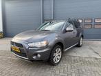 Mitsubishi Outlander 2.0 Edition Two, Zwart, 4 cilinders, Bedrijf, 1600 kg