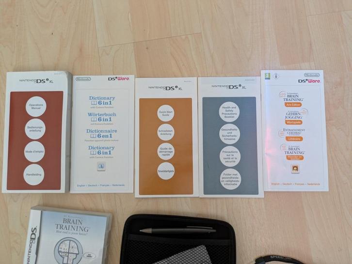 Nintendo DSi XL + Brain training, Spelcomputers en Games, Games | Nintendo DS, Zo goed als nieuw, 3 spelers of meer, Vanaf 3 jaar