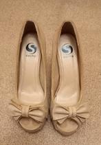 Sacha pumps maat 37, Pumps, Beige, Ophalen of Verzenden, Zo goed als nieuw