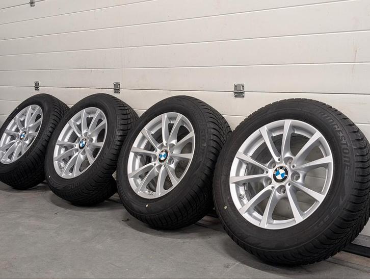BMW 3-serie winterbanden 205/60/16 NIEUW dealer F30 F31 F34, Auto-onderdelen, Banden en Velgen, Banden en Velgen, Winterbanden