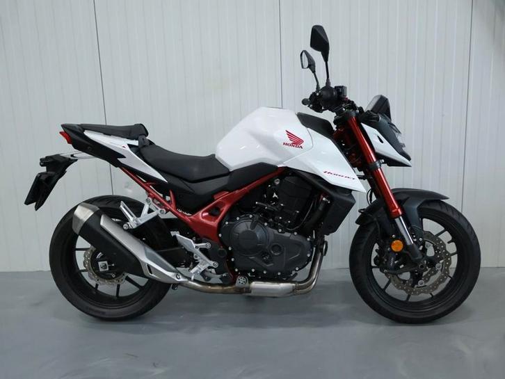 Honda CB750A (bj 2023), Motoren, Motoren | Honda, Bedrijf, Toermotor, meer dan 35 kW, 2 cilinders, Motorrijbewijs A