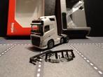 169 herpa 305792-003 volvo fh 3-as trekker wit 1:87 truck, Ophalen of Verzenden, Nieuw, Bus of Vrachtwagen, Herpa
