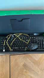 Sharkoon toetsenbord en gxt trust muis, Computers en Software, Toetsenborden, Ophalen of Verzenden, Zo goed als nieuw