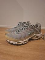 Nike Air Max Plus - Maat 35.5, Kleding | Dames, Schoenen, Ophalen, Nike, Sneakers of Gympen, Grijs