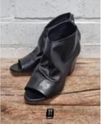 Elite Paris - Prachtige leren pumps maat 39 - Nieuw €119, Kleding | Dames, Schoenen, Elite Paris, Pumps, Zwart, Nieuw