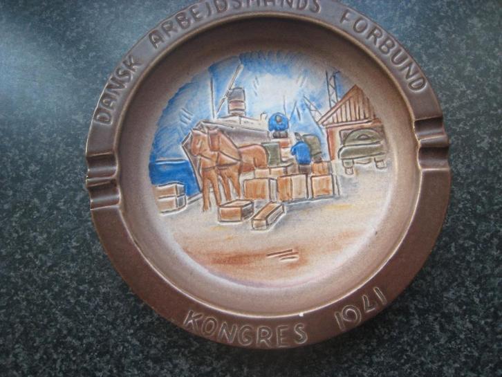 ASBAK -DANSK ARBEIDSMANDS FORBUD - KONGRES 1941-DENEMARKEN, Antiek en Kunst, Antiek | Keramiek en Aardewerk, Ophalen of Verzenden