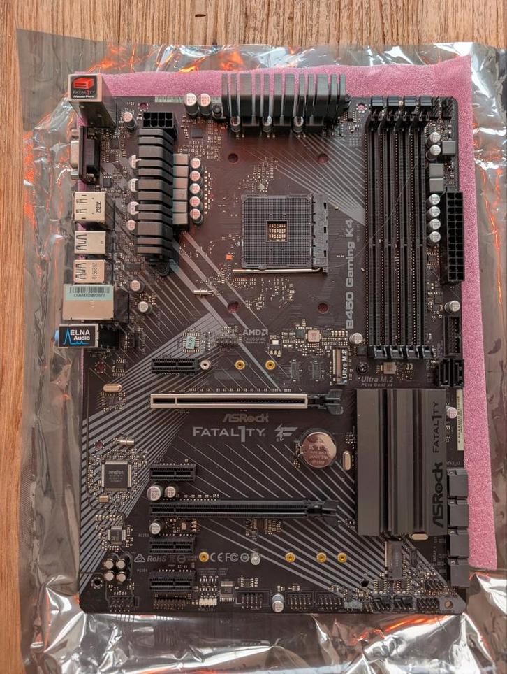 ASRock B450 Gaming K4 Moederbord - Nieuwstaat, Computers en Software, Moederborden, Zo goed als nieuw, AMD, DDR4, Ophalen of Verzenden