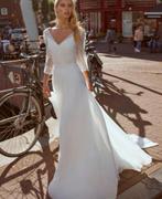 Romantische rustige Modeca trouwjurk mouwtje maat 36 38, Kleding | Dames, Trouwkleding en Trouwaccessoires, Ophalen of Verzenden
