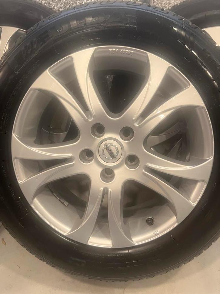 Nissan Winterbanden Velgen 215/60R17 X-trail, Qashqai, Juke, Auto-onderdelen, Banden en Velgen, Banden en Velgen, Winterbanden