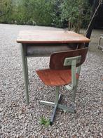 Vintage schoolbureautje en stoel, Huis en Inrichting, Ophalen, Gebruikt