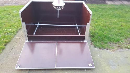 Werpkist te huur met warmtelamp, Dieren en Toebehoren, Hondenhokken, Gebruikt, Minder dan 65 cm, 75 tot 110 cm, Ophalen