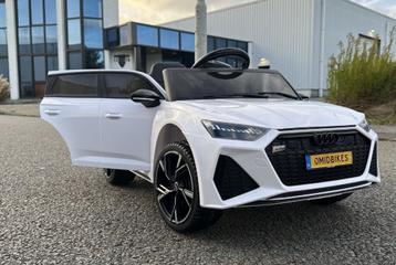 Audi RS6 12v wit Afstandsbediening / Bleutooth / Leder / RU beschikbaar voor biedingen