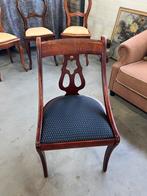 Elegante antieke eetkamerstoel met sierdetails, Antiek en Kunst, Ophalen of Verzenden