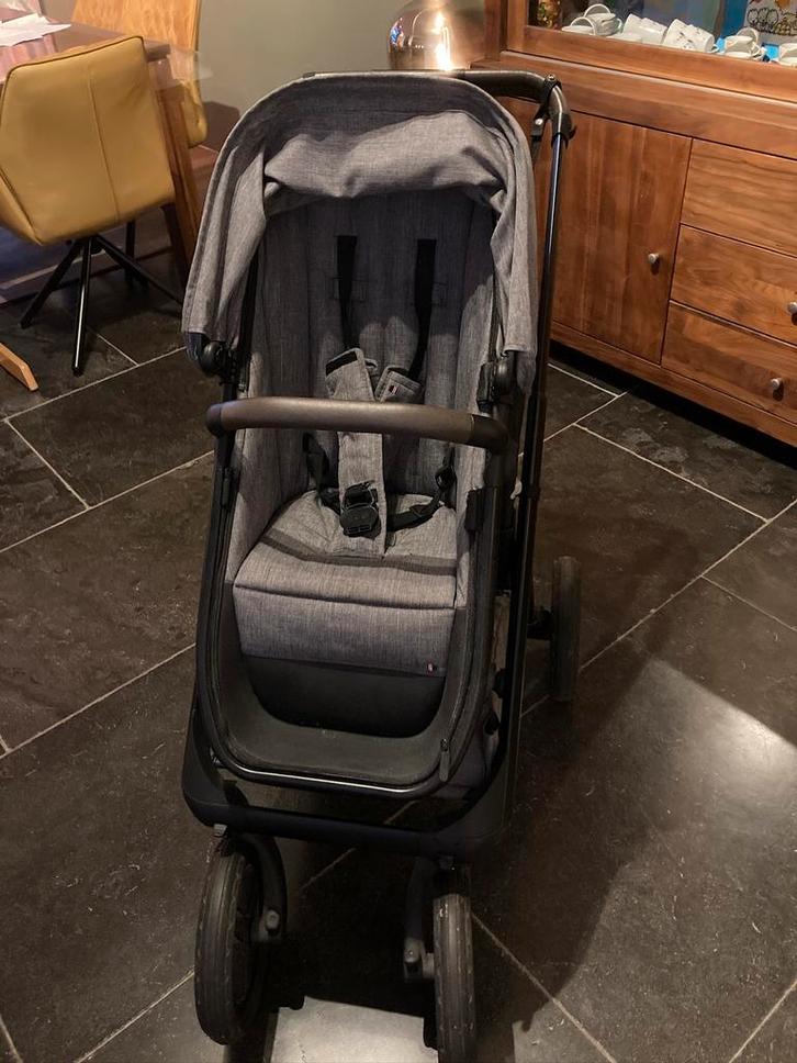 Mooie Dubatti kinderwagen, Kinderen en Baby's, Buggy's, Zo goed als nieuw, Ophalen