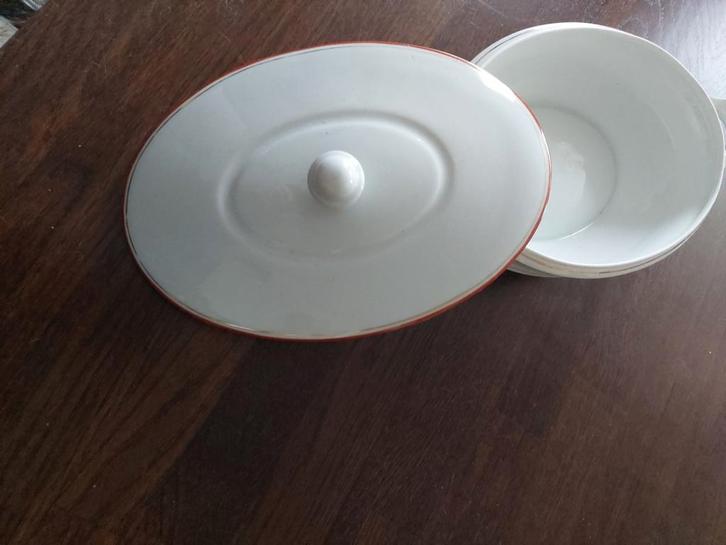 Ovale Terrine Arzberg Bavaria, Huis en Inrichting, Keuken | Servies, Zo goed als nieuw, Schaal of Schalen, Effen, Porselein, Ophalen
