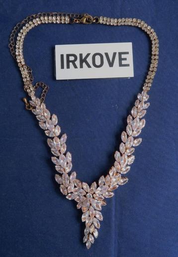 BLING BLING FRAAI COLLIER EN OORBELLEN * Met Kristallen  beschikbaar voor biedingen