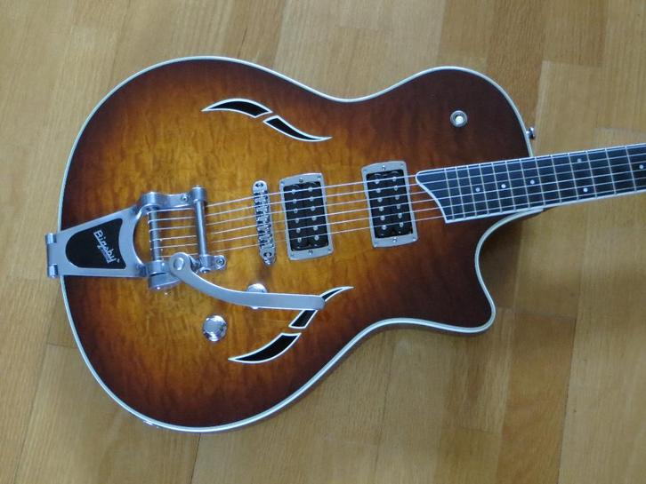 Taylor T3/B, Muziek en Instrumenten, Snaarinstrumenten | Gitaren | Elektrisch, Zo goed als nieuw, Semi-solid body, Overige merken