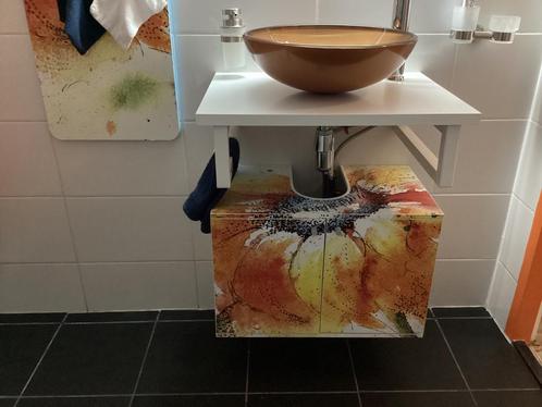 Waskom met kraan / plank / ophangbeugels, Huis en Inrichting, Badkamer | Badtextiel en Accessoires, Zo goed als nieuw, Overige typen