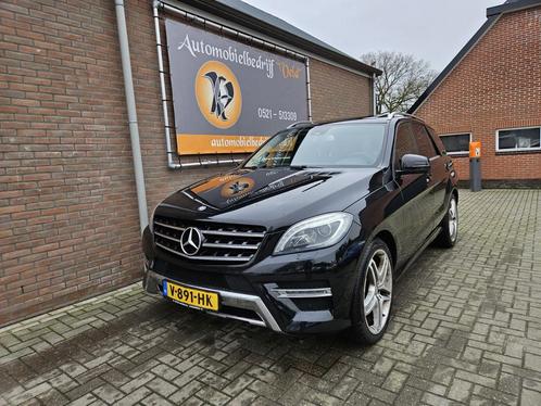 Mercedes-Benz M-Klasse ML 350 BLUETEC 4MATIC (bj 2013), Auto's, Bestelauto's, Particulier, Te koop, Lichtmetalen velgen, Metallic lak