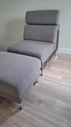 Grijze relaxstoel met voetenbank, Ophalen, Minder dan 75 cm, Zo goed als nieuw, Metaal