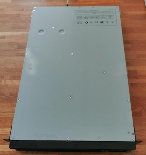 APC Smart-UPS SMT3000RMI2U 2.700 Watt – netwerkkaart AP9630, Computers en Software, Noodvoedingen (UPS), Zo goed als nieuw, Ophalen