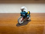 Wielrenner Smurf – Super smurf, Verzamelen, Ophalen of Verzenden, Gebruikt, Overige Smurfen, Poppetje, Figuurtje of Knuffel