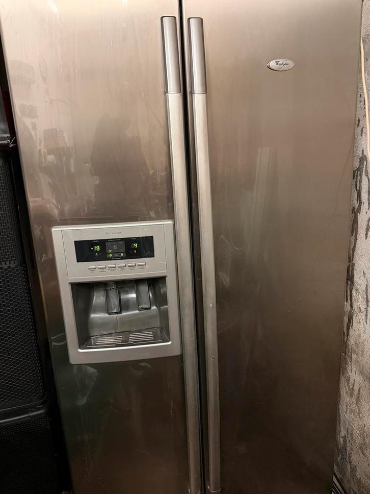 Whirlpool Koelkast met Aparte Vriezer, Witgoed en Apparatuur, Koelkasten en IJskasten, Gebruikt, Met aparte vriezer, 200 liter of meer