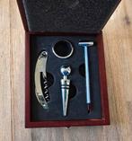 Luxe Wijnaccessoires Set in Houten Kist, Ophalen of Verzenden, Zo goed als nieuw, Minder dan 5 flessen, Minder dan 50 cm