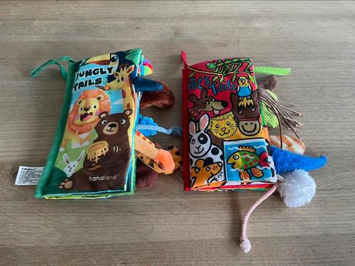 2 fantastische baby knisperboeken, Kinderen en Baby's, Kinderspulletjes, Zo goed als nieuw, Ophalen of Verzenden