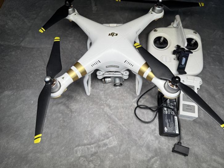 DJI Phantom 3 Standard - 2 Batterijen, Audio, Tv en Foto, Drones, Gebruikt, Drone met camera, Ophalen of Verzenden