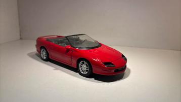Camaro z28 red schade maisto 1.24 beschikbaar voor biedingen