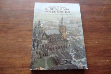 boek - In de schaduw van de Sint Jan - nr.2 / Den Bosch beschikbaar voor biedingen