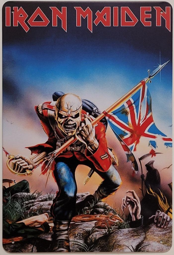 Iron Maiden Trooper met vlag reclamebord van metaal wandbord, Verzamelen, Muziek, Artiesten en Beroemdheden, Nieuw, Foto of Kaart