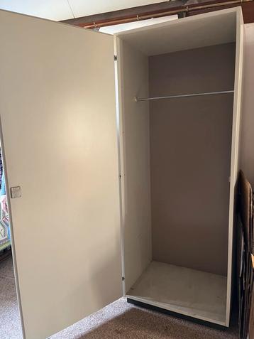 Kleding kast
