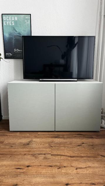 Ikea Besta kast / dressoir / tv meubel lichtgroen 120cm  beschikbaar voor biedingen