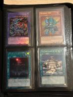 Yu-gi-oh kaarten + GAMEGENIC Deck box, Ophalen, Zo goed als nieuw, Meerdere kaarten, Foil