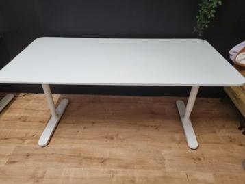 Bekant ikea bureau (2x) - 160x80 wit  beschikbaar voor biedingen