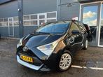 Toyota Aygo 1.0 VVT-i x-play|NAP|CAMERA|CRUISE|AIRCO|LED|APK, Voorwielaandrijving, Gebruikt, Euro 6, 4 stoelen