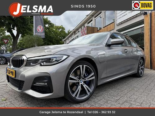 BMW 3-serie 330e eDrive Edition M-Sport, Schuifdak | 19inch, Auto's, BMW, Bedrijf, Te koop, 3-Serie, ABS, Achteruitrijcamera, Airbags
