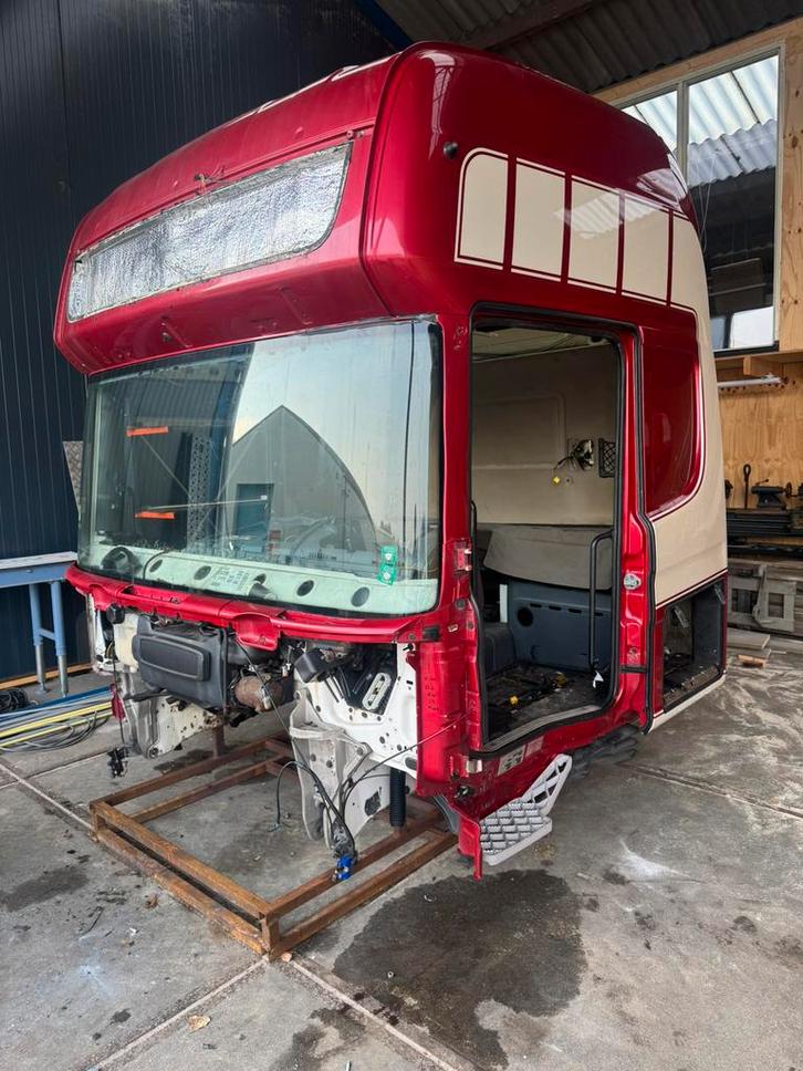 Onderdelen cabine scania R2 mo robitson, Auto-onderdelen, Vrachtwagen-onderdelen, Scania, Ophalen