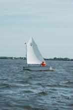 Nette optimist, Watersport en Boten, Open zeilboten, Geen motor, Polyester, Gebruikt, Minder dan 3 meter